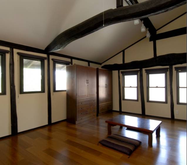 PHOTOS